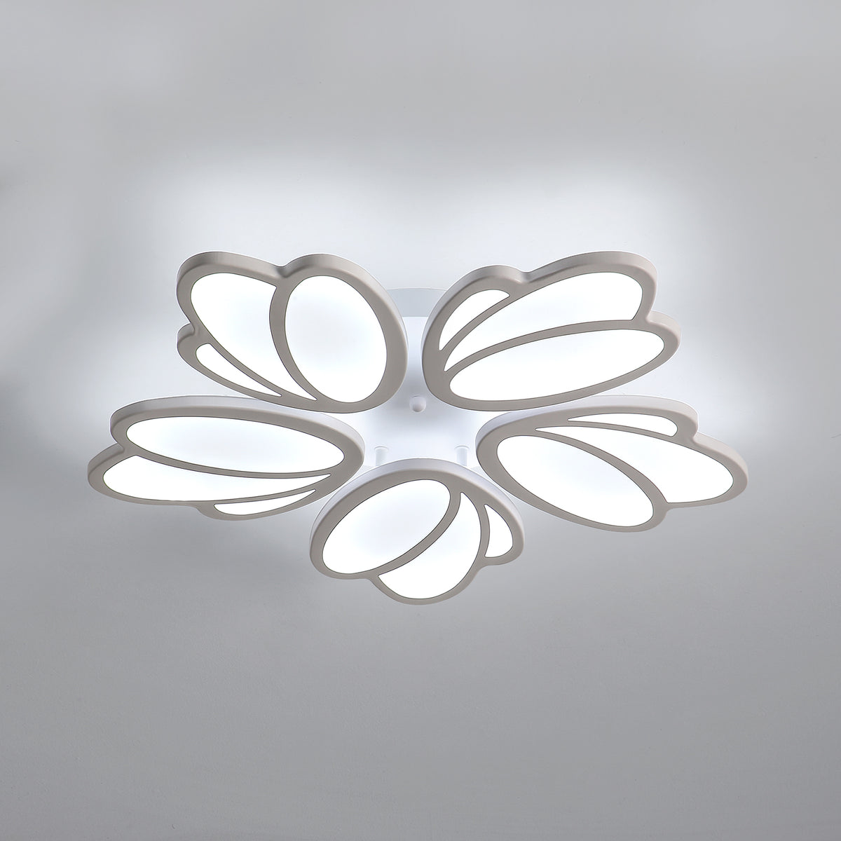 Lampa sufitowa LED, nowoczesna lampa sufitowa LED Petal, biała lampa wisząca 60W 5600LM, białe światło 6000K, oprawa sufitowa LED do salonu kuchnia sypialnia jadalnia, Ø63cm