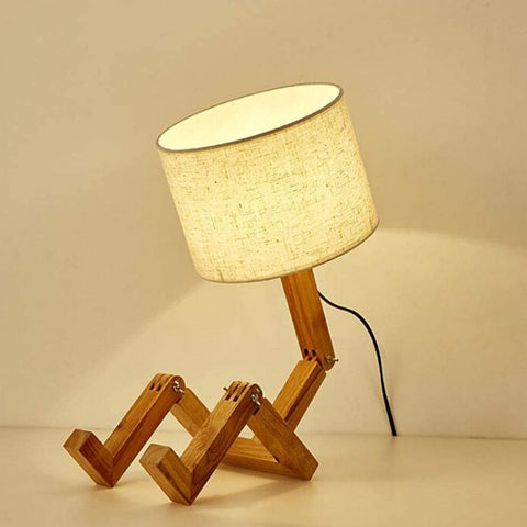 Kreatywna lampa stołowa LED z litego drewna Robot lampki nocne do sypialni gabinet do nauki europejski styl lampa do sypialni Hotel mała lampa stołowa W22cm * H44