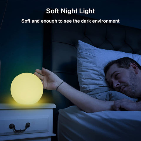 Lekka kula Lampa biurkowa LED 15 cm, 16 kolorów RGB z możliwością ściemniania i 4 tryby, lampka nocna LED z pilotem do sypialni, salonu, pokoju dziecięcego, ślubu, wymienna bateria