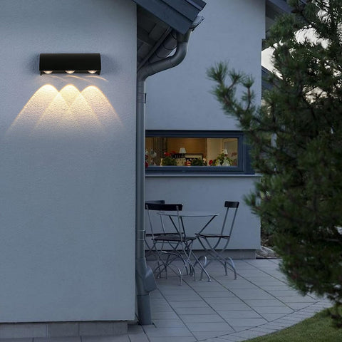 Zewnętrzna lampa ścienna LED kinkiet ciepły biały 3000K wodoodporny IP65 do korytarza wejściowego dziedziniec ogród taras balkon garaż czarny